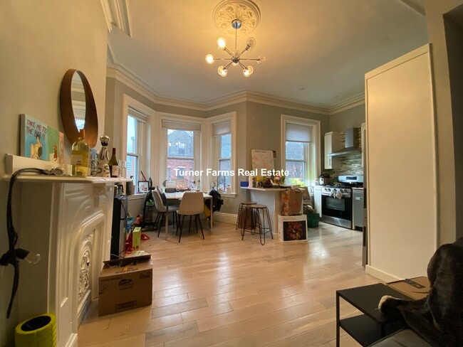 1 Wigglesworth St, Unit 1F