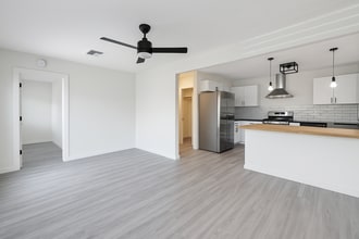 2208 N 26th St in Phoenix, AZ - Building Photo - Building Photo