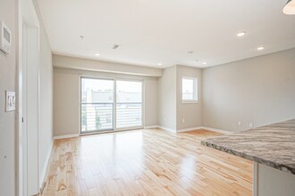 1710 Cambridge St in Philadelphia, PA - Building Photo - Building Photo