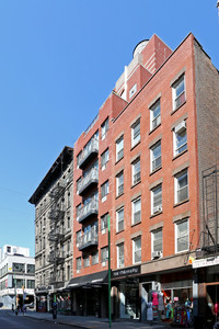 182 Mulberry St in New York, NY - Building Photo - Building Photo