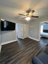 1611 E Fayette St, Unit 2 in Syracuse, NY - Building Photo - Building Photo