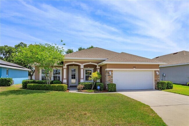 property at 135 Eloise Oaks Dr