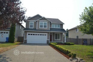 13824 172nd Pl E in Puyallup, WA - Building Photo