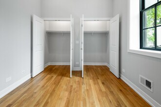 1349 N Noble St, Unit 2 in Chicago, IL - Building Photo - Building Photo