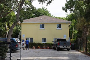 627 6th St in West Palm Beach, FL - Building Photo