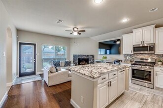 1827 Lake Travis Dr in Allen, TX - Building Photo - Building Photo