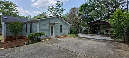 820 Woodland Dr in Griffin, GA - Building Photo - Building Photo