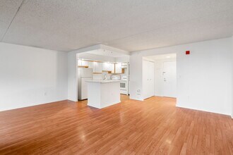 200 Lombard St, Unit 602 in Philadelphia, PA - Foto de edificio - Building Photo