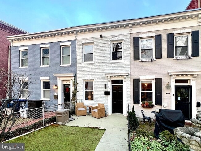 property at 1421 New Jersey Ave NW