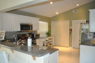 1342 Ballyshannon Pkwy in Orlando, FL - Building Photo - Building Photo