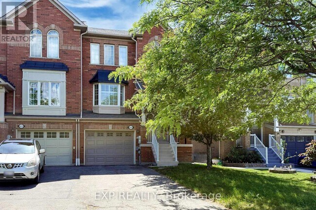 6630 Opera Glass Crescent in Mississauga, ON - Building Photo - Building Photo