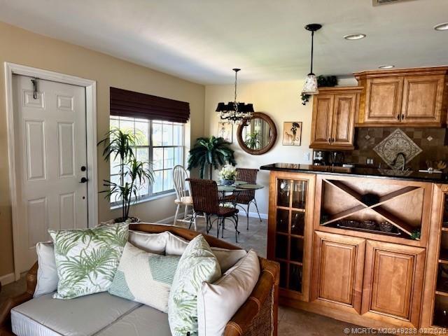 944 NW Spruce Ridge Dr in Stuart, FL - Foto de edificio - Building Photo