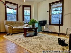87 Sheridan St, Unit 3 in Boston, MA - Building Photo