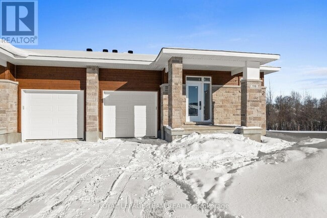 property at 1102 Moore St