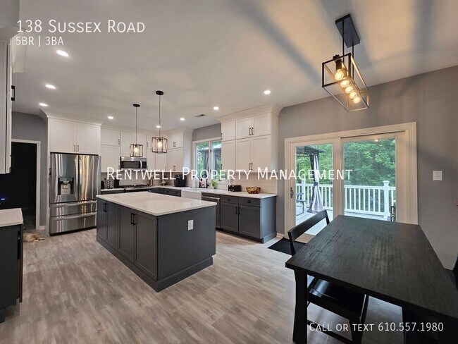 138 Sussex Rd in West Chester, PA - Foto de edificio - Building Photo