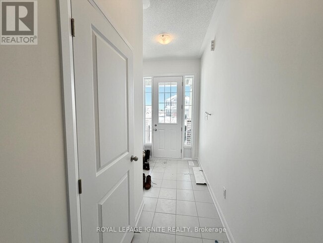 107 Windermere Blvd in Loyalist, ON - Building Photo - Building Photo