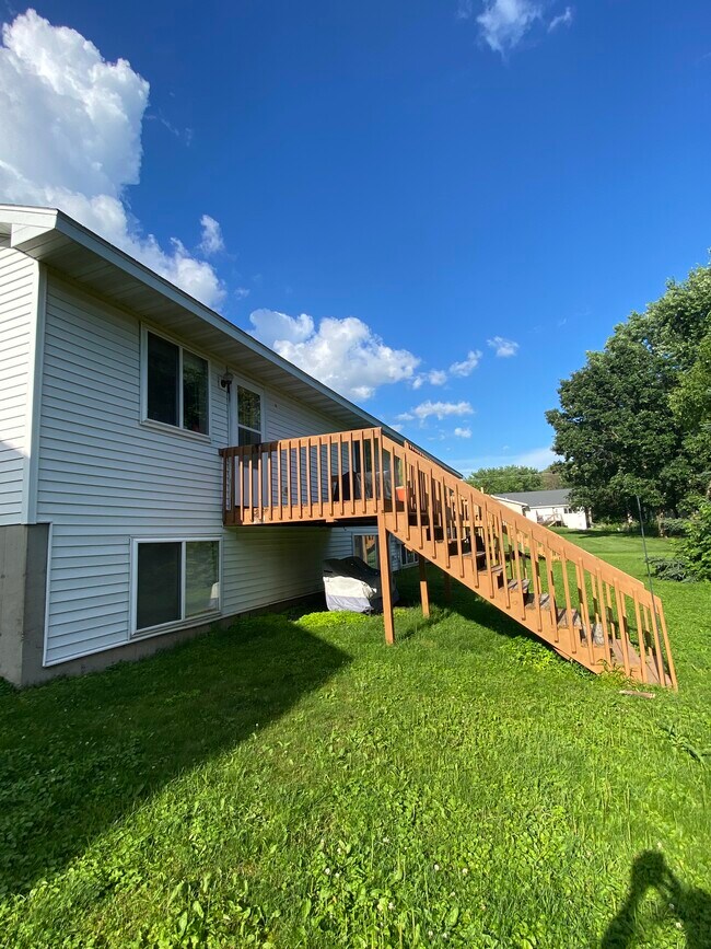 1129 Glenn Pl in Eau Claire, WI - Building Photo - Building Photo