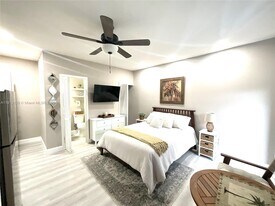 8638 SW 50th St in Cooper City, FL - Building Photo