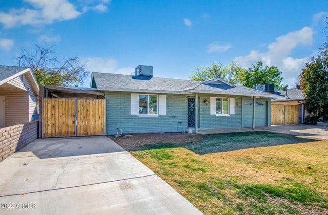 2429 W Sunnyside Ave, Unit 2429 W SUnnyside ave in Phoenix, AZ - Building Photo - Building Photo