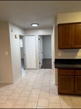 1054 Fred W Moore Hwy in St Clair, MI - Foto de edificio - Building Photo