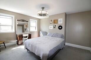 196 Dorchester St in Boston, MA - Building Photo