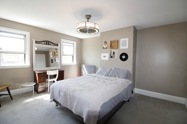 property at 196 Dorchester St