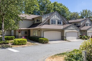 10238 155A St in Surrey, BC - Building Photo