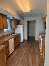 1406 Adams St SE in Bondurant, IA - Foto de edificio - Building Photo