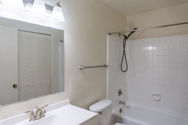 property at 733 Pointe Ct