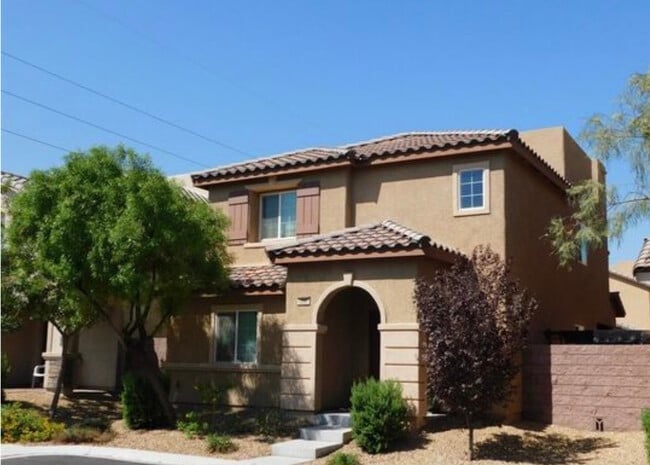 property at 10087 Emerald Edgewater Ct