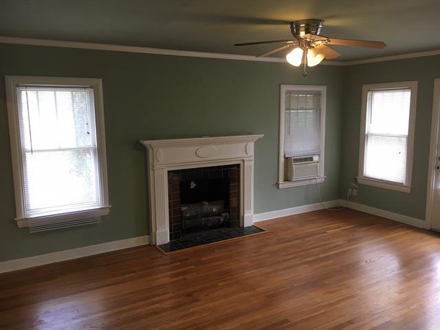 742 Mulberry St in Buffalo Gap, TX - Building Photo - Building Photo