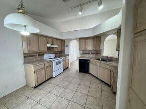 1934 Easy St in Fort Mohave, AZ - Building Photo - Building Photo