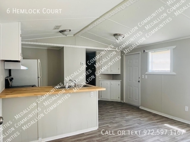 6 Hemlock Ct in Candler, NC - Building Photo - Building Photo