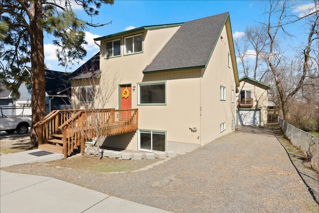 3519 E 25th Ave in Spokane, WA - Foto de edificio - Building Photo