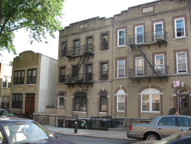 521 83rd St in Brooklyn, NY - Building Photo - Building Photo