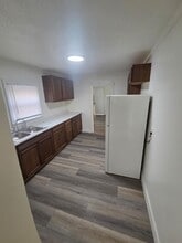 616 10th St in Perry, OK - Building Photo - Building Photo