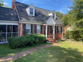5601 Forest Hill Ave in Richmond, VA - Building Photo