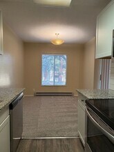 505 Cypress Point Dr in Mountain View, CA - Building Photo - Building Photo