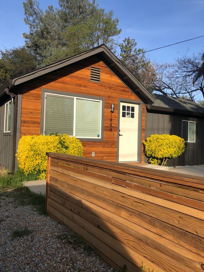 property at 1844 Oregon Ave