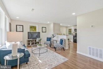 21975 Baja Ln in California, MD - Building Photo - Building Photo