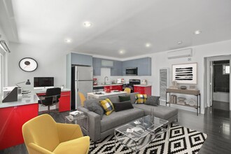 1321 W 36th Pl in Los Angeles, CA - Building Photo - Building Photo