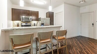 10800 Lakeline Blvd-Unit -11201 in Austin, TX - Building Photo - Building Photo