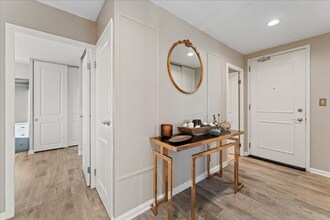 810 Matson Pl in Cincinnati, OH - Building Photo - Building Photo