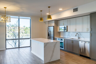 Avion Riverwalk in Boynton Beach, FL - Foto de edificio - Interior Photo
