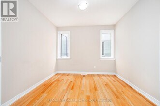 238 Condado Cres in Ottawa, ON - Building Photo - Building Photo