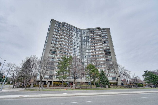 property at 4235 Sherwoodtowne Blvd