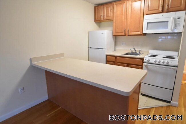 66 Homer Ave, Unit 112 in Cambridge, MA - Building Photo - Building Photo