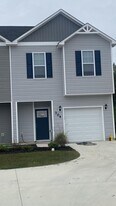 304 Otis Cv Ln in Jacksonville, NC - Building Photo