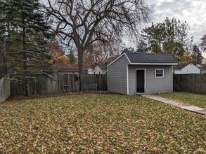 408 N Harris St in Saline, MI - Building Photo - Building Photo