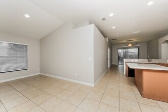 2751 Corbel Loop in Kissimmee, FL - Building Photo - Building Photo
